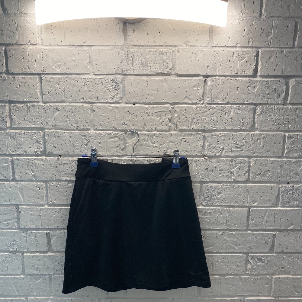 NWT Nike Golf Skort Black